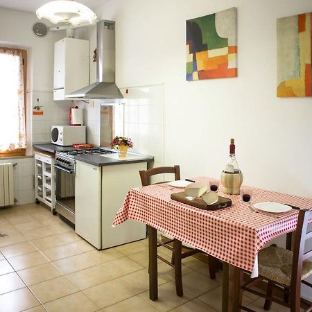 Cheap Apartment In The Old Village Colle Val D'Elsa Ngoại thất bức ảnh