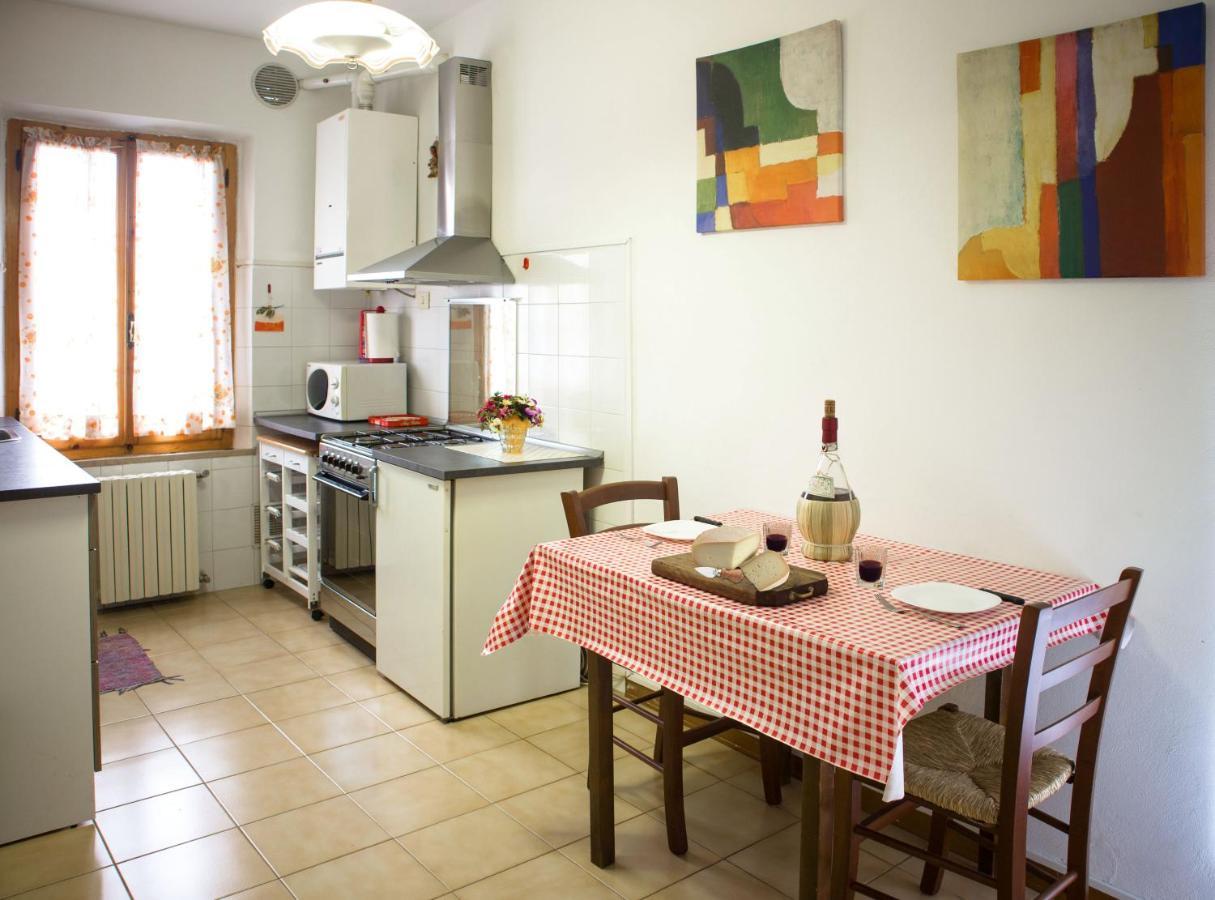 Cheap Apartment In The Old Village Colle Val D'Elsa Ngoại thất bức ảnh